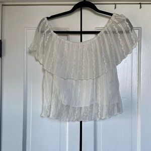 WHITE LACE OFF THE SHOULDER CROP TOP